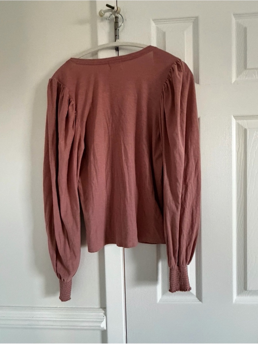 Nation LTD Tabitha long sleeve v-neck ruched knit top Medium Maeve Fall - Picture 3 of 4